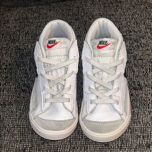Nike Kids White and Gray Sneakers